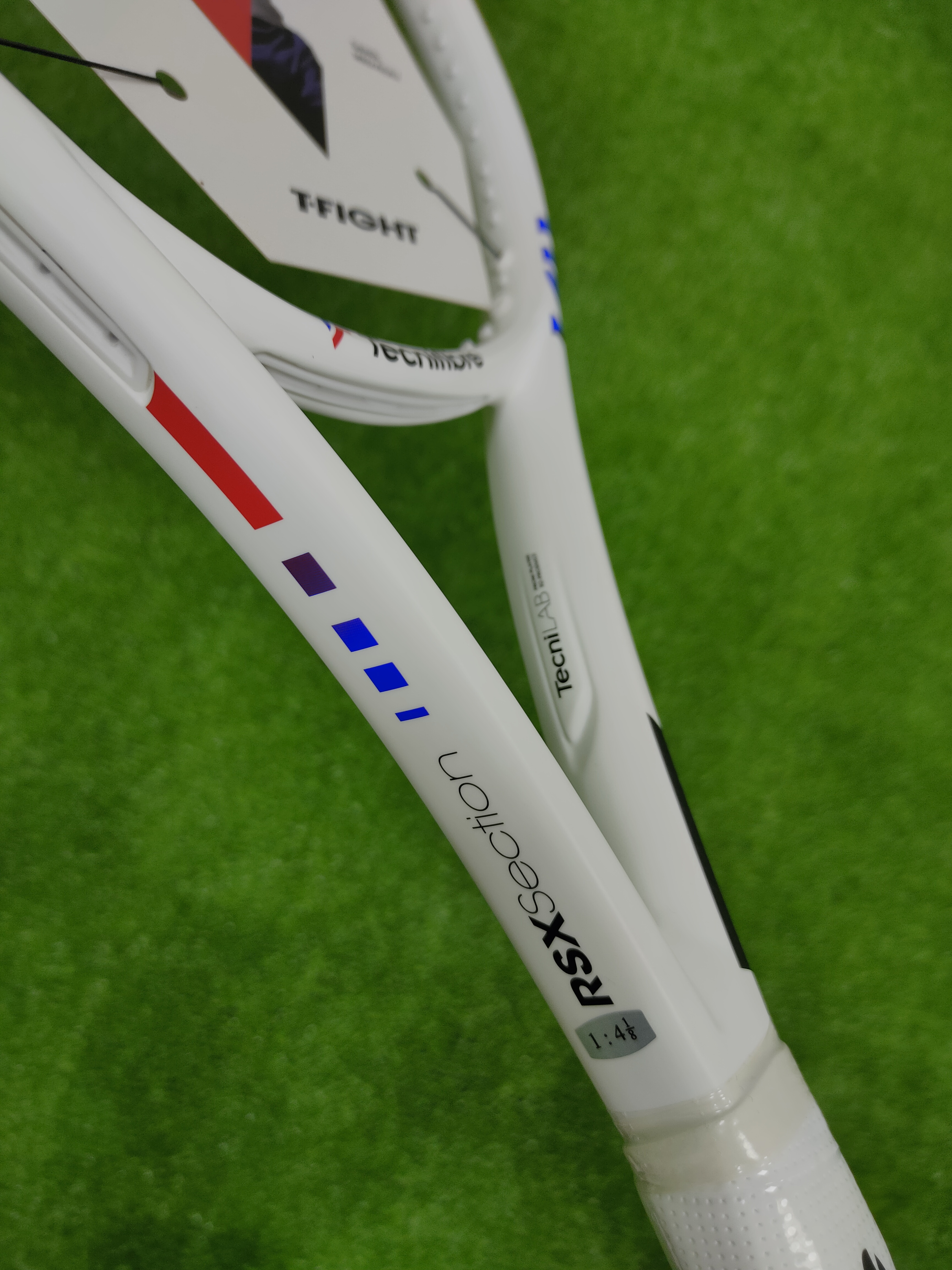 картинка Tecnifibre T-Fight от магазина Высшая Лига