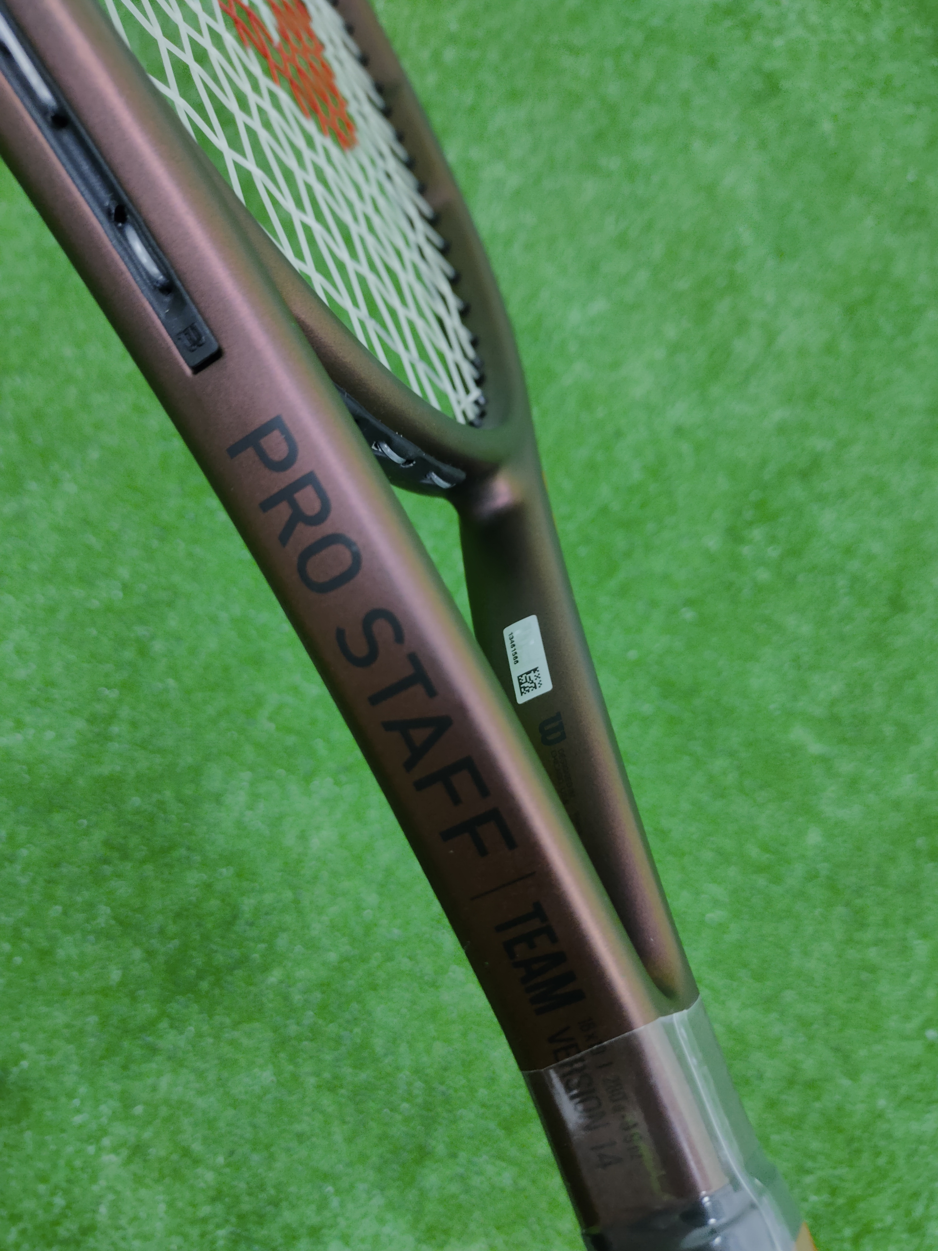 картинка Wilson PRO STAFF Team от магазина Высшая Лига