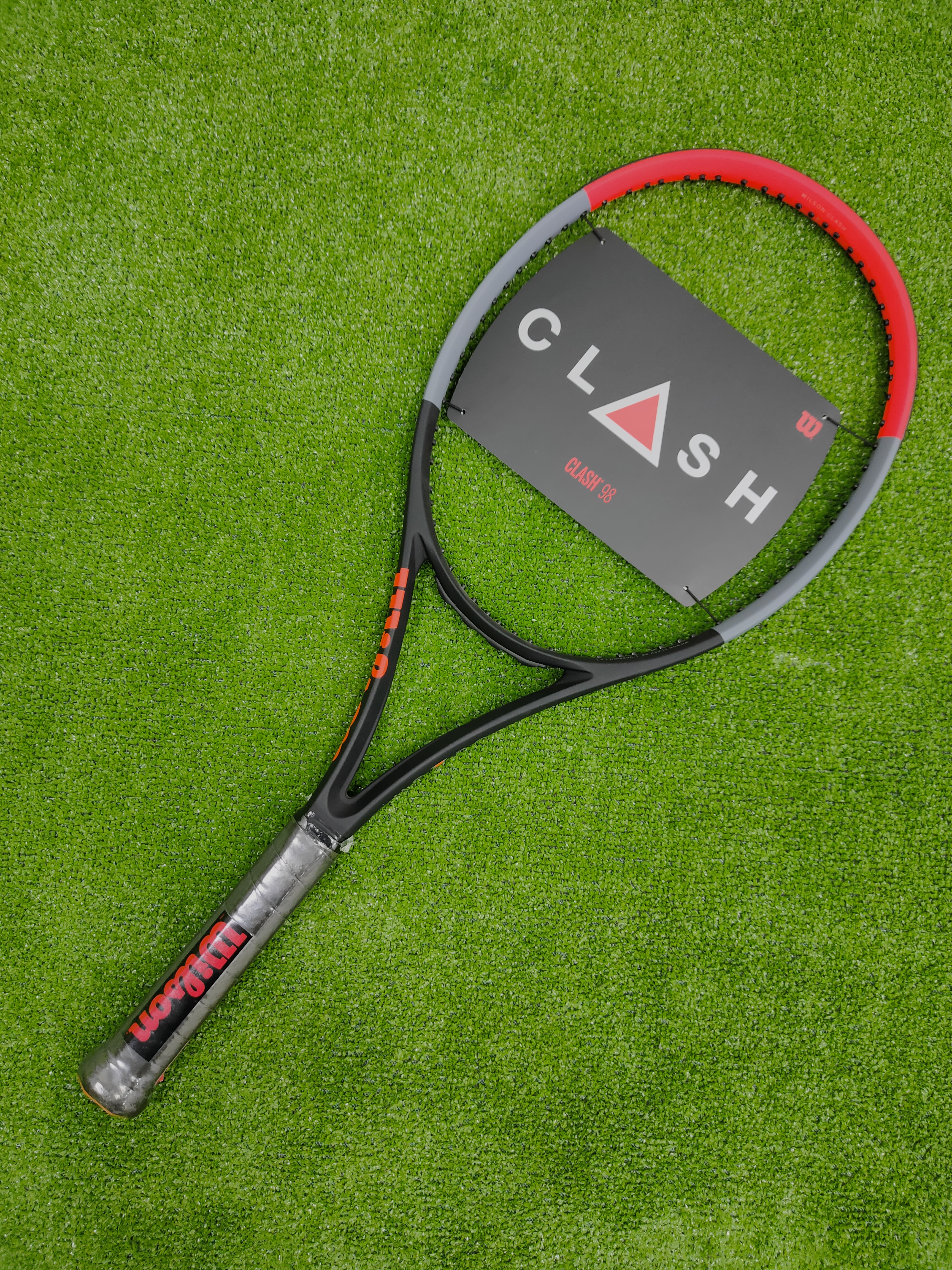 картинка Wilson Clash 98 от магазина Высшая Лига