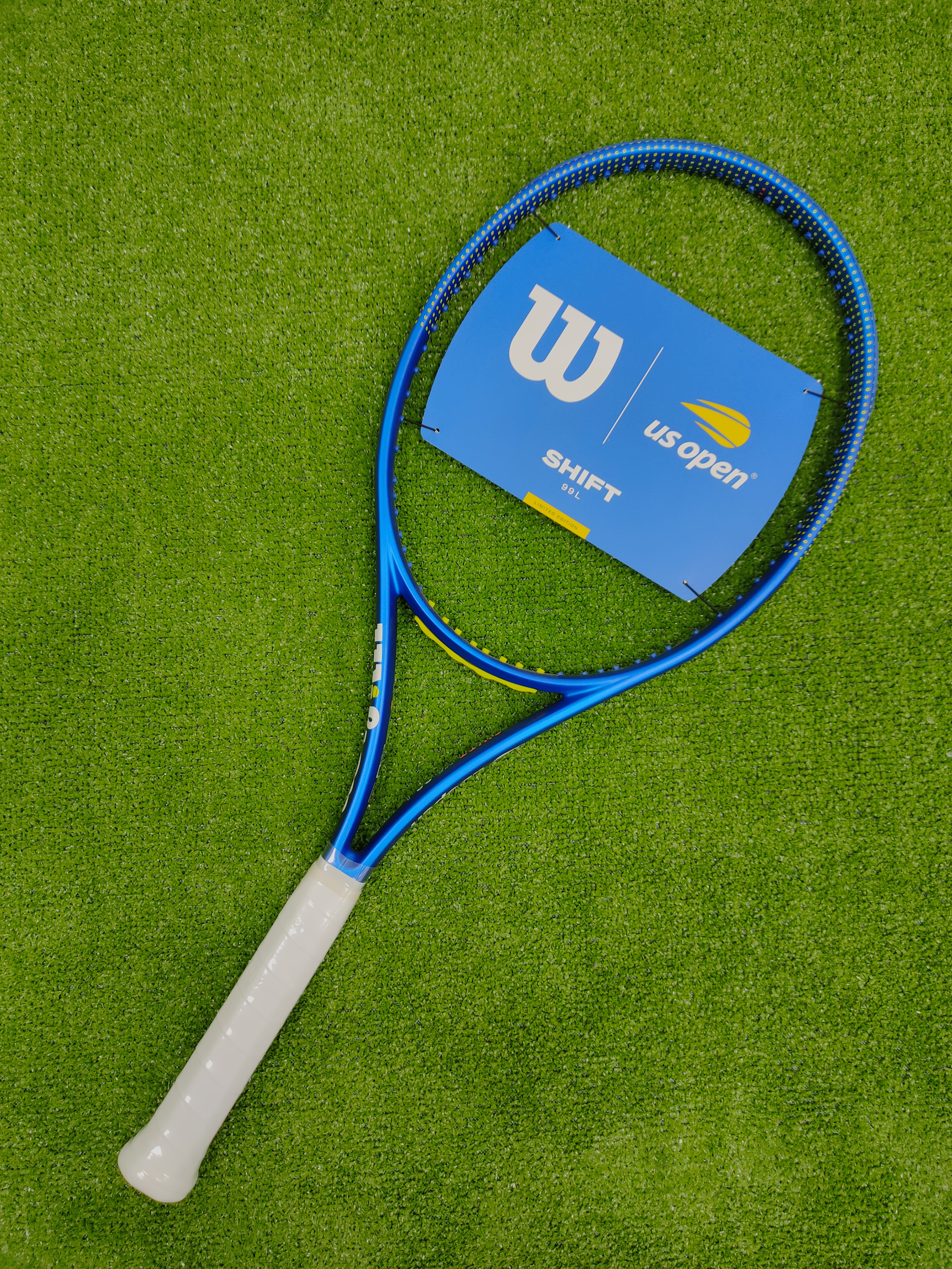 картинка Wilson SHIFT 99L от магазина Высшая Лига